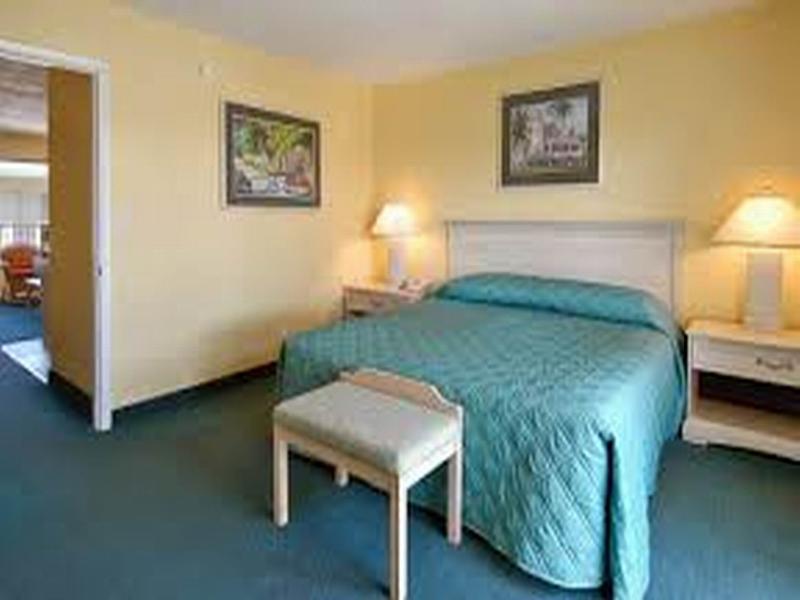 Days Inn By Wyndham Newport Or Esterno foto
